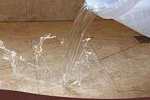 桐柏漏水维修 免砸砖防水材料该如何施工